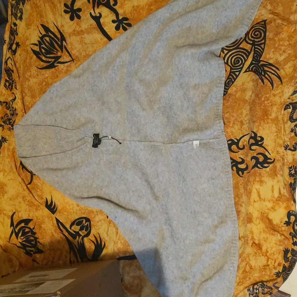 Cashmere sweater